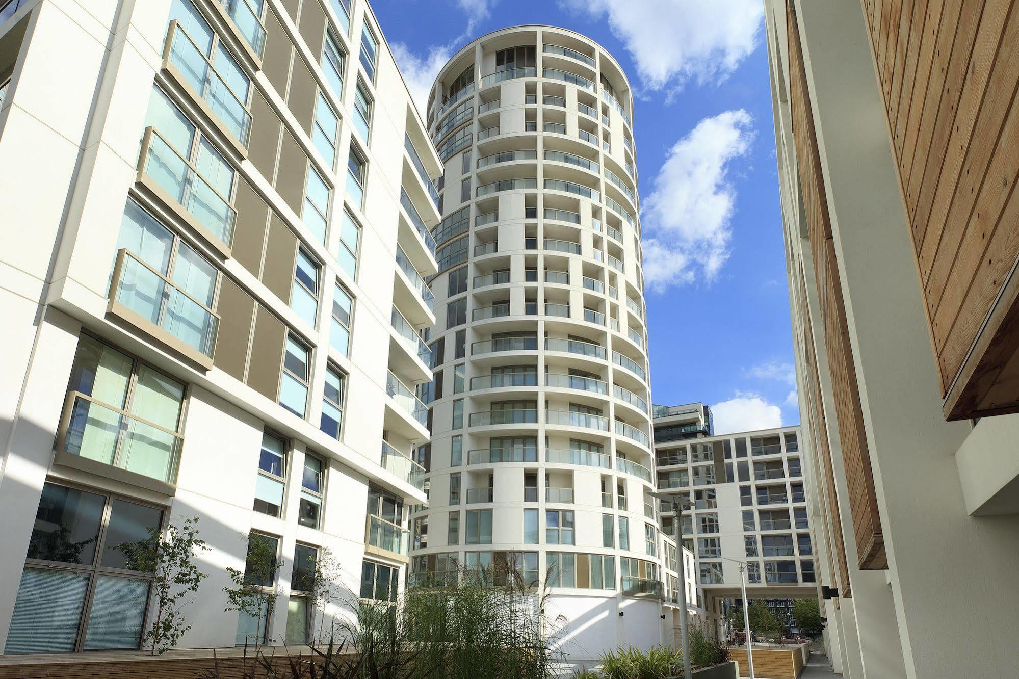 Saco Canary Wharf - Trinity Tower Лондон Экстерьер фото